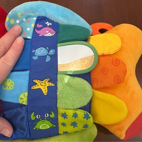 Melissa & Doug Flip Fish Soft Baby Toy - Picture 6 of 9